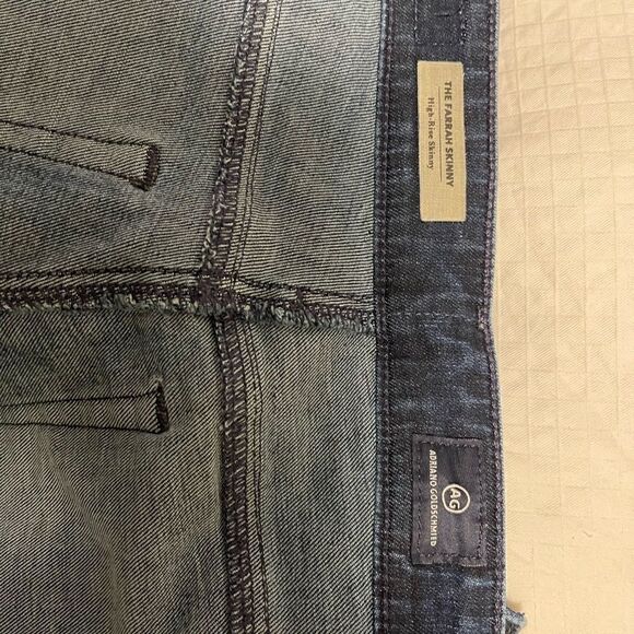 AG Adriano Goldschmied The Farrah Skinny Jeans with rip in 1 knee. Size 25! - Picture 5 of 5